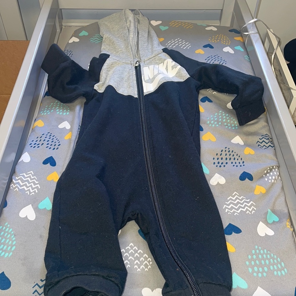 Nike Onesie 9M